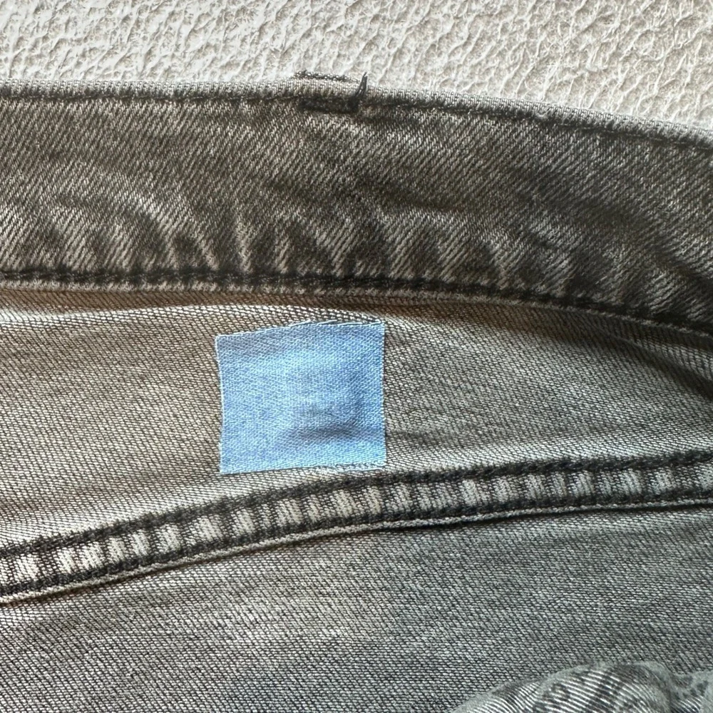 Levi's‎ 502 Jeans Mens 38x34 (37x31) Gray Premium Taper Fit Stretch Denim Pants